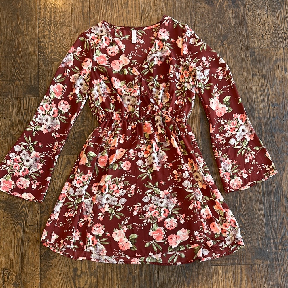 Xhilaration Dress Long Bell Sleeves